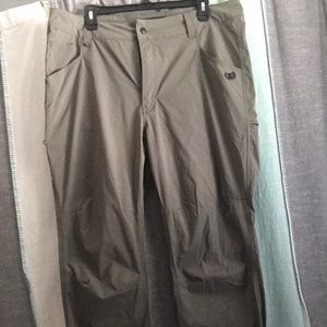 Snap button grey greenish pant-size 38/30